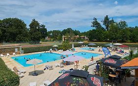 Residence Chateau De Salles